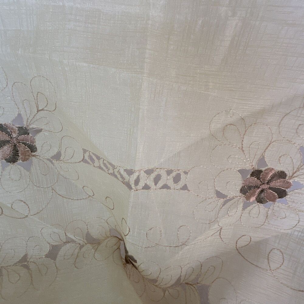 table cloth - Picture 14 of 16